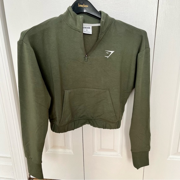 Gymshark Tops - New Gymshark training pippa pullover